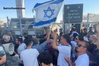 Israeli Military Lawyer Resigns